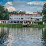 Otel Seehotel Schwanenhof 4*