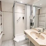 Seehotel Schwanenhof Otel Mölln