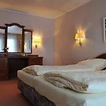 מלון Seehotel Schwanenhof 4*