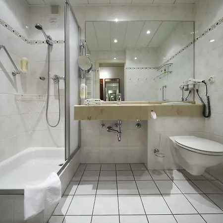 Seehotel Schwanenhof Мельн