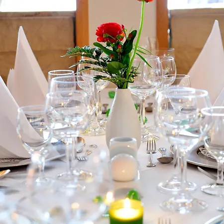 Hotel Seehotel Schwanenhof 4*