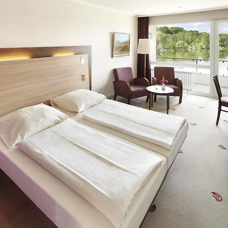 Seehotel Schwanenhof 4* Molln